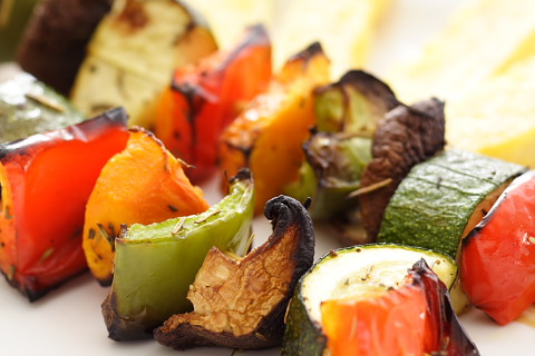 http://www.blog.fatfreevegan.com/2006/11/grilled-skewered-vegetables-with-quick.html