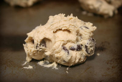 Cookie dough (Image by ginnerobot)